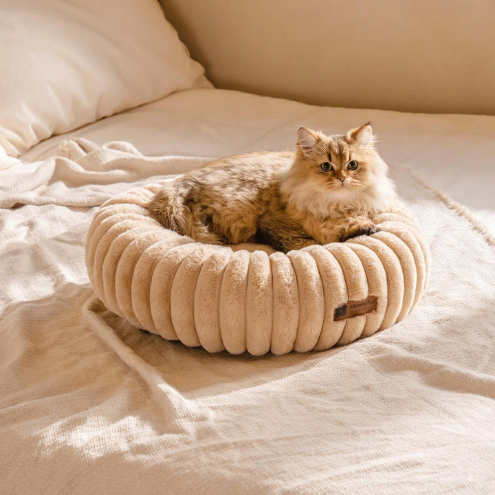 MEWOOFUN Donut Cat Bed – Fluffy Washable Round Calming Bed for Indoor Cats, Kittens & Small Dogs | Soft Plush Non-Slip Pet Bed (Light Brown)