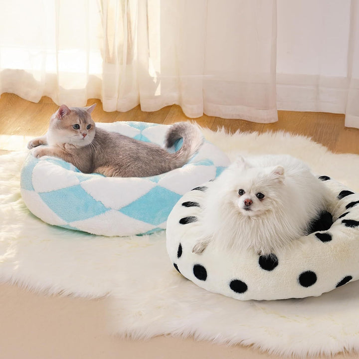Round Plush Pet Bed – Washable Calming Dog & Cat Bed with Non-Slip Bottom, Soft Puppy & Kitten Cushion, 23 Inch Blue Check