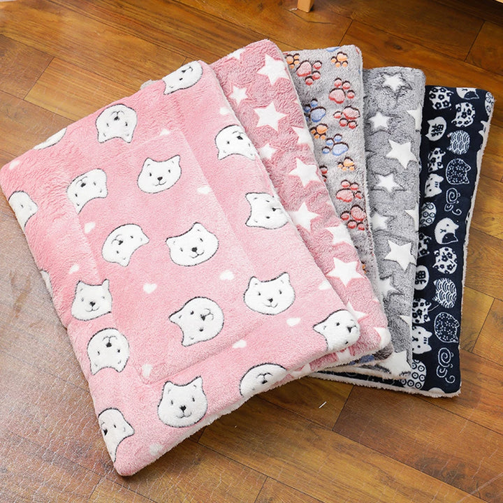 Warm & Thick Pet Sleeping Mat – Cozy Dog Sofa Pad & Soft Cat Bed for Autumn/Winter